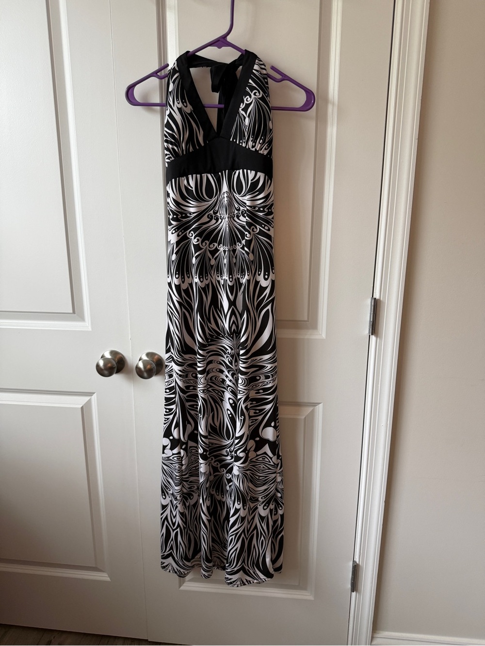 Alyn Paige Black and White Halter Maxi Dress with Swirl Print